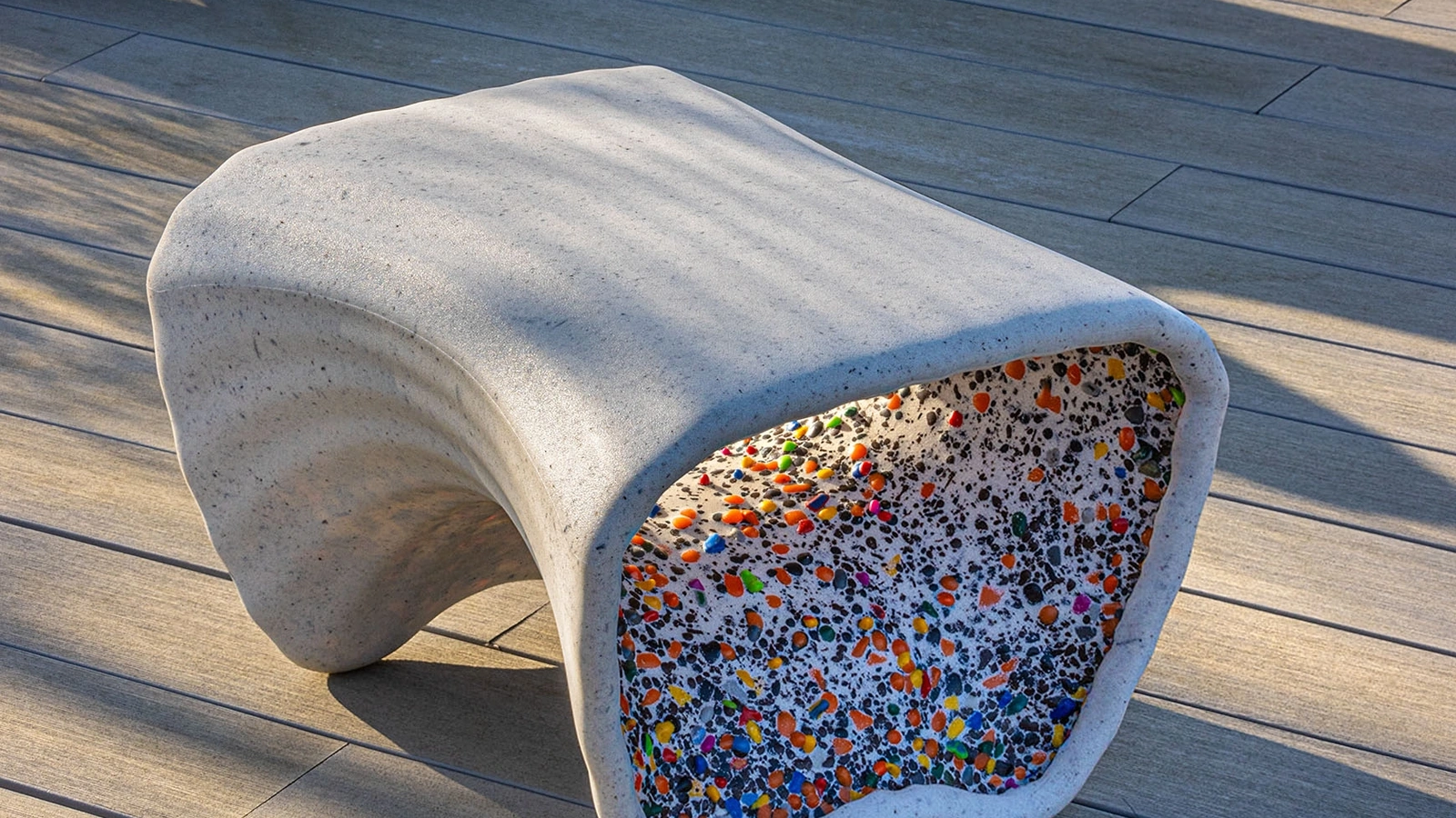 In-Side side table in recycled polyethylene by Magis