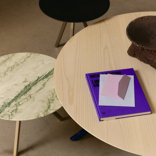 Mini Heb coffee table in Desalto Essence wood.