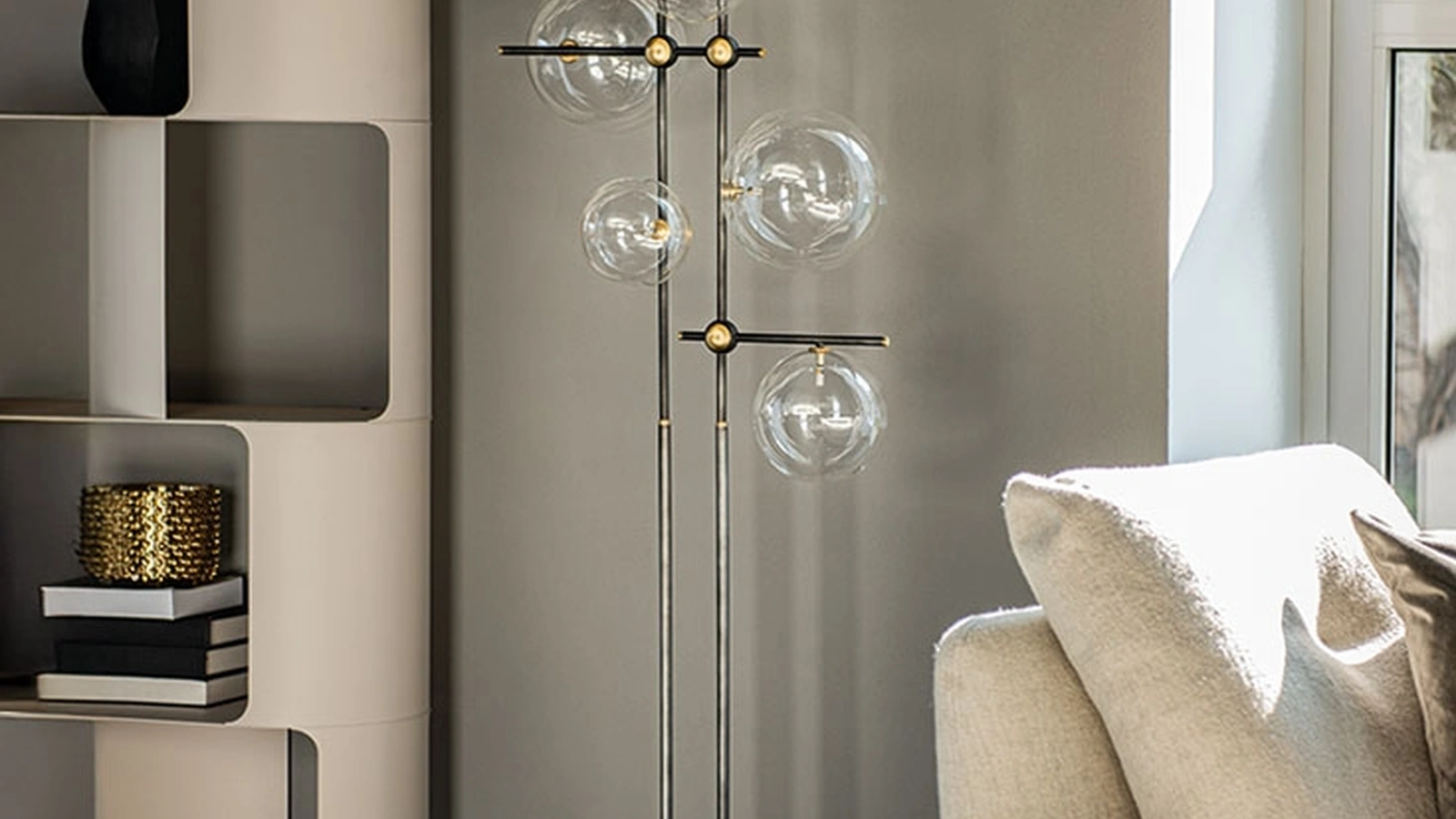 Bloom floor lamp by Cattelan Italia