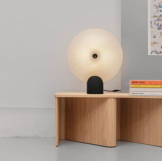 Rificolona Desk lamp in polyethylene by Miniforms.