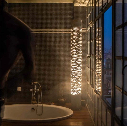 Tress floor lamp in glass and resin by Foscarini