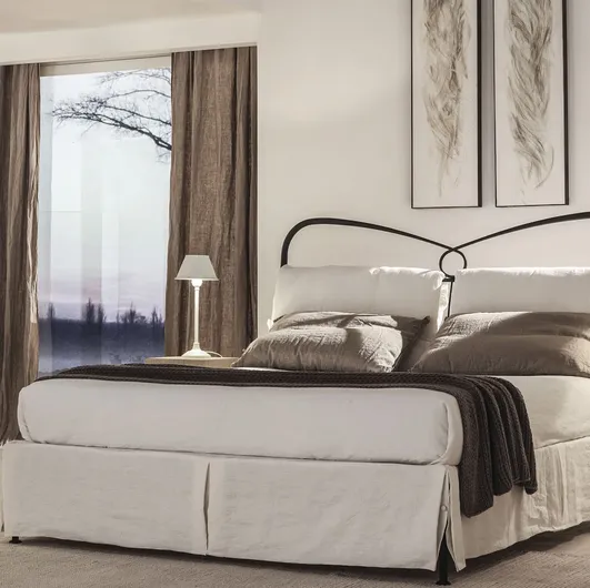 Cantori's wooden City bedside table.