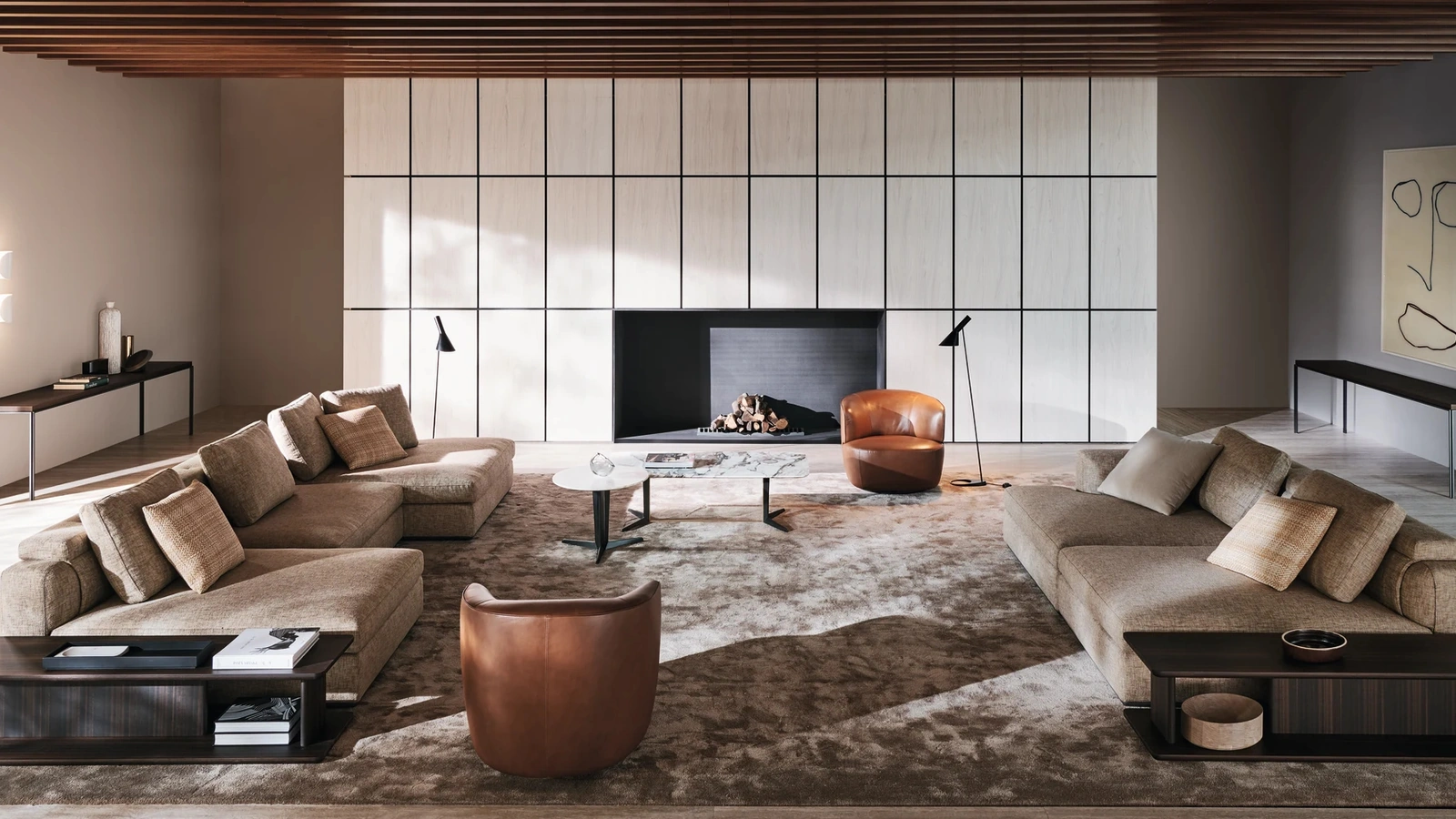 Albert sofa with chaise longue by Molteni & C