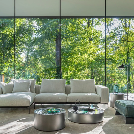 Savoye sofa with a chaise lounge by Des