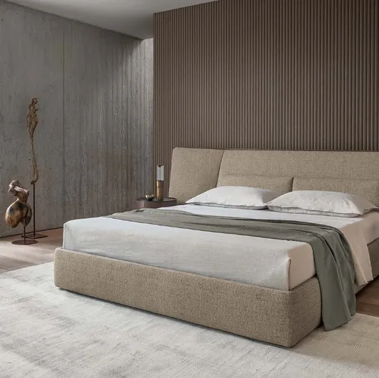 Fabric bed with Coventry Alivar important headboard.