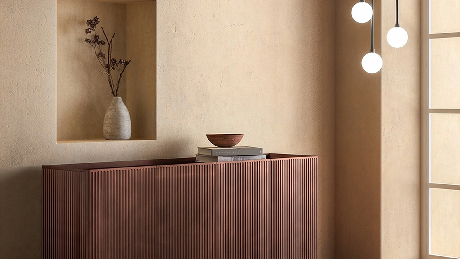 Lacquered Madia Hug by Capo d'Opera