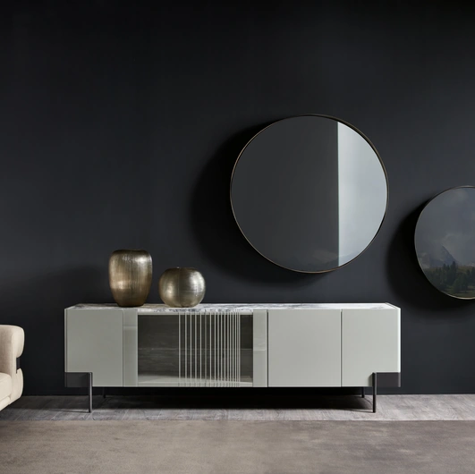 Lacquered and glass Madia Valley by Cantori.
