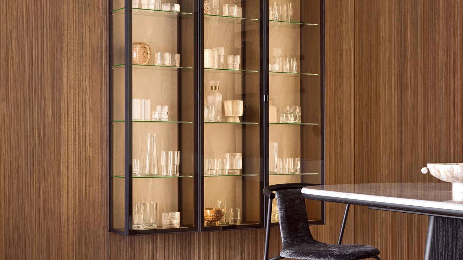 Velia wall-mounted cabinet by Novamobili