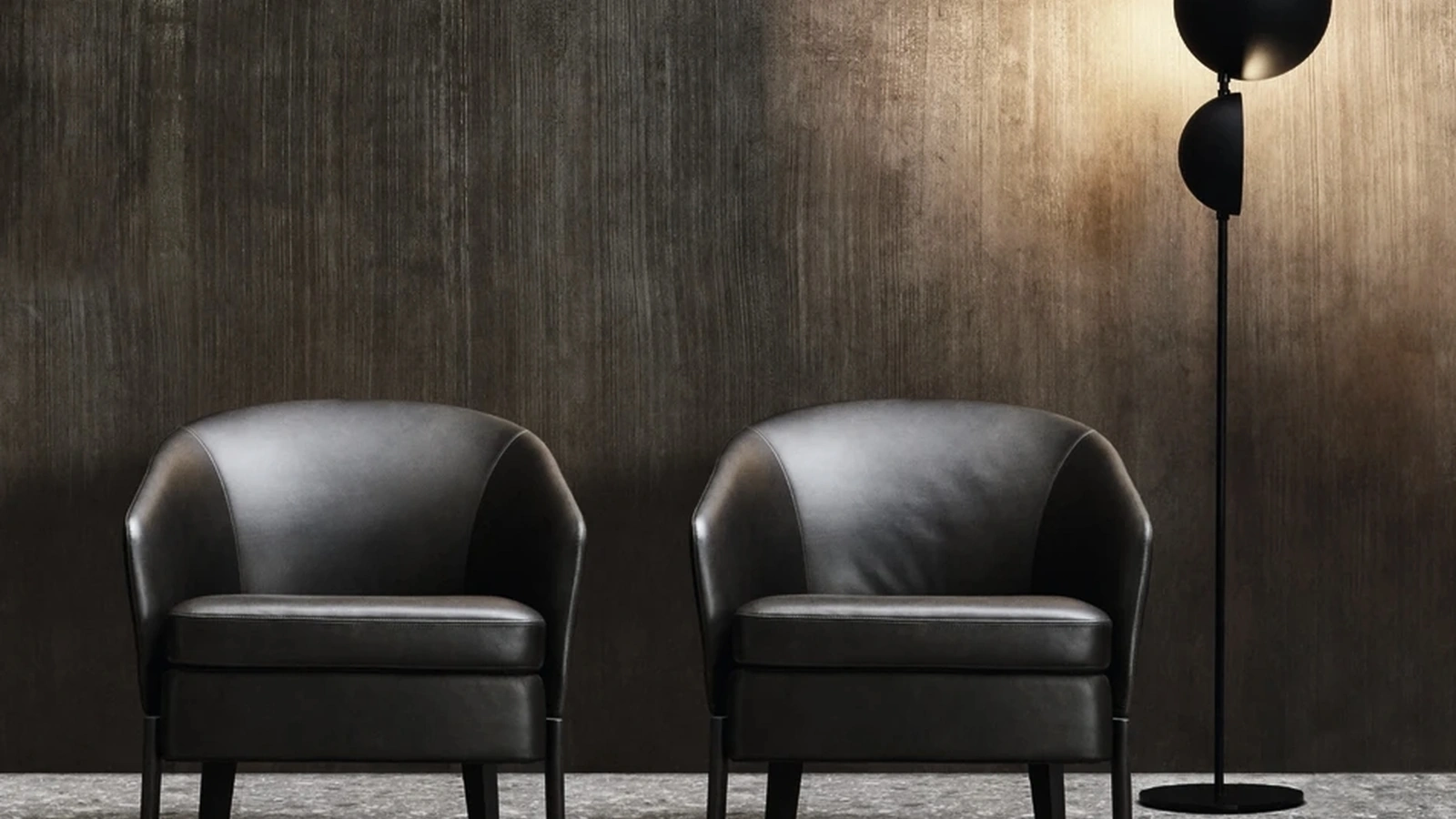 Molteni & C Chelsea leather armchair