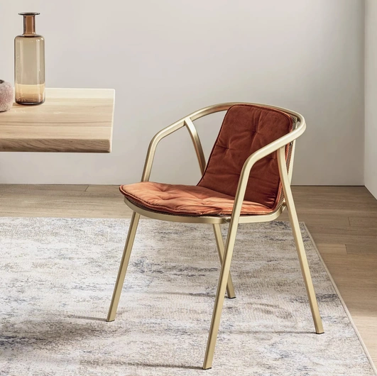Chair Ines in lacquered steel and fabric by Bontempi