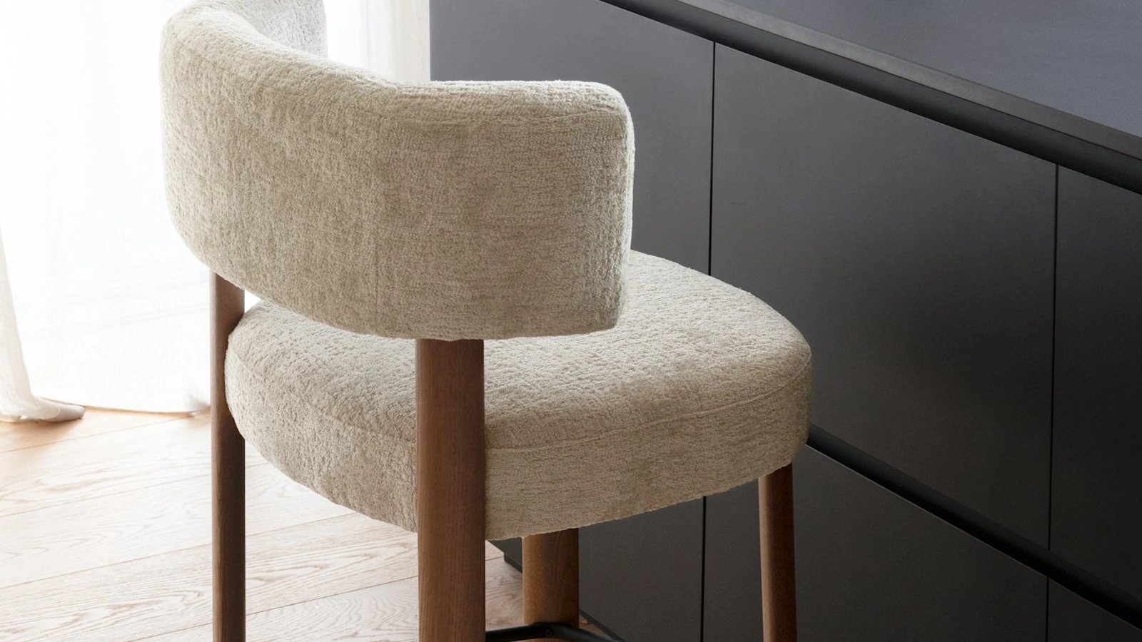 Glen upholstered fabric stool by Calligaris
