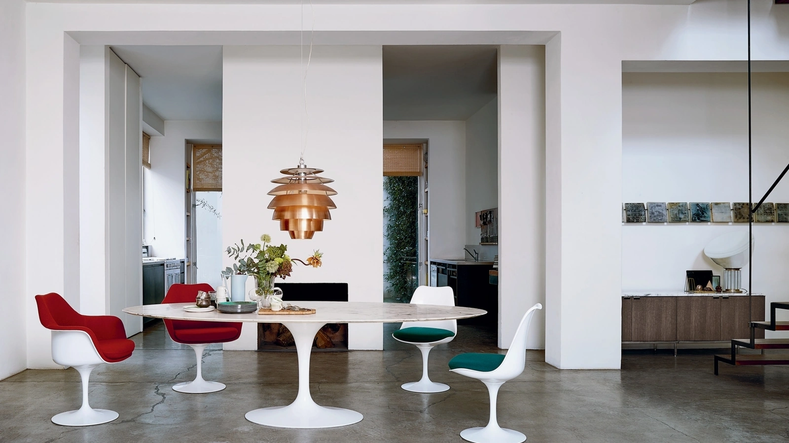 Tulip Chair in fiberglass by Knoll