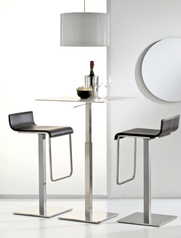 Kuadra leather stool by Pedrali