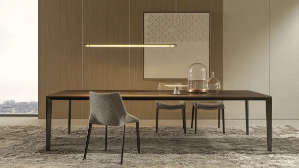 Outline fabric chair by Molteni & C