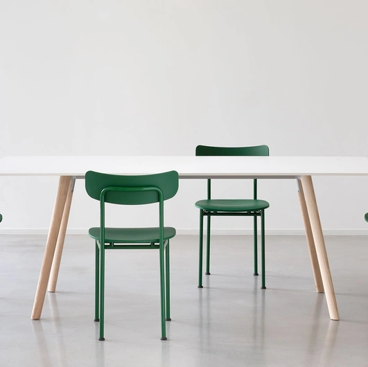 Magis Motta chair in polypropylene