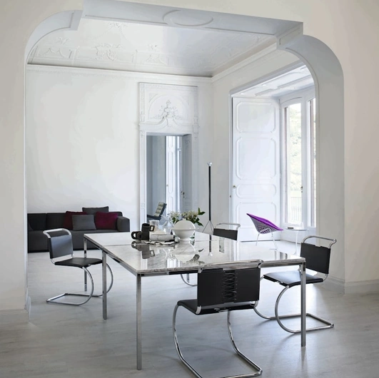MR Side Chair in leather by Knoll.