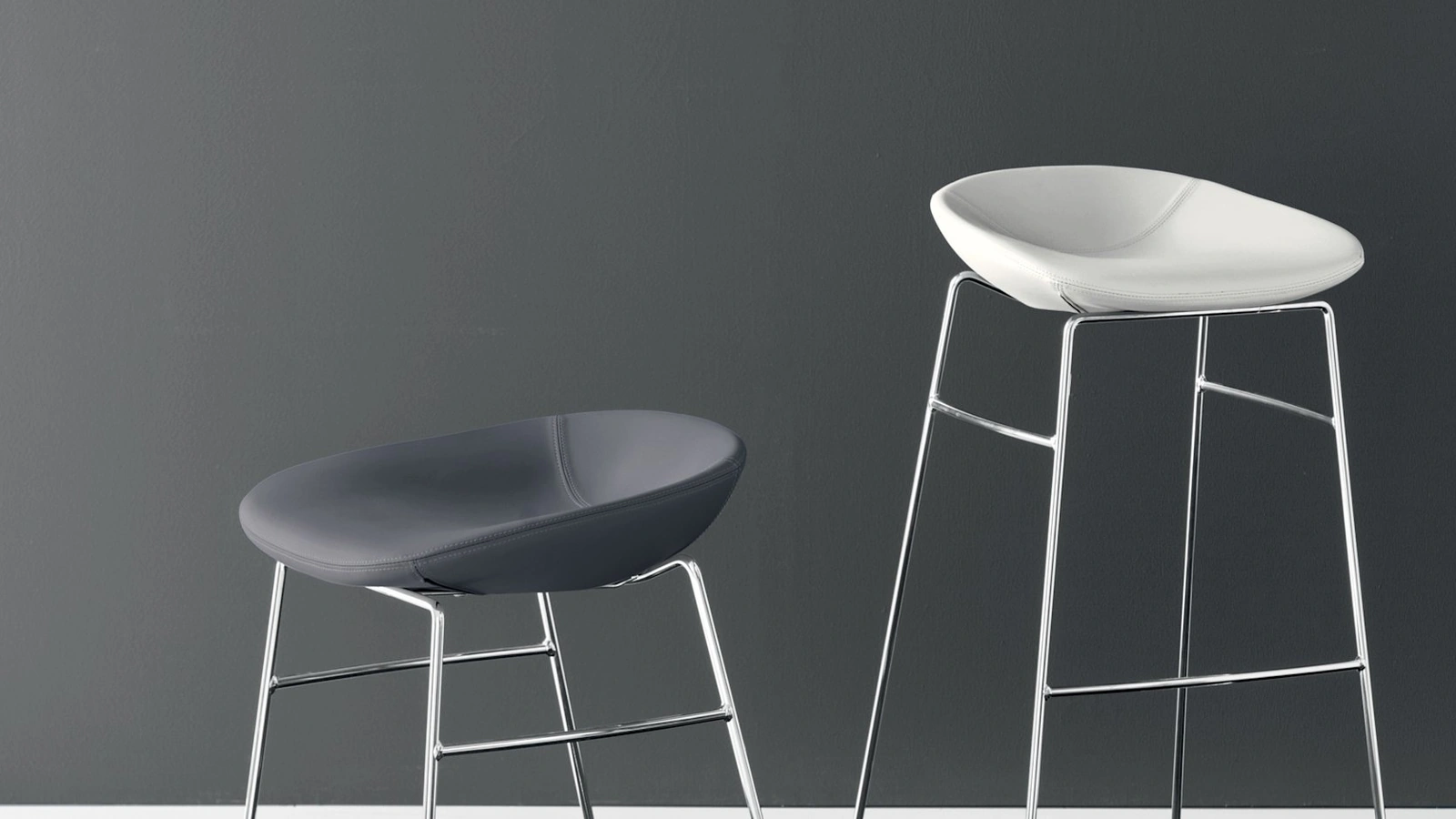 Palm leather stool by Calligaris.