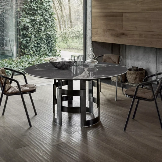 Imperial Round Table in SuperMarble by Bontempi.