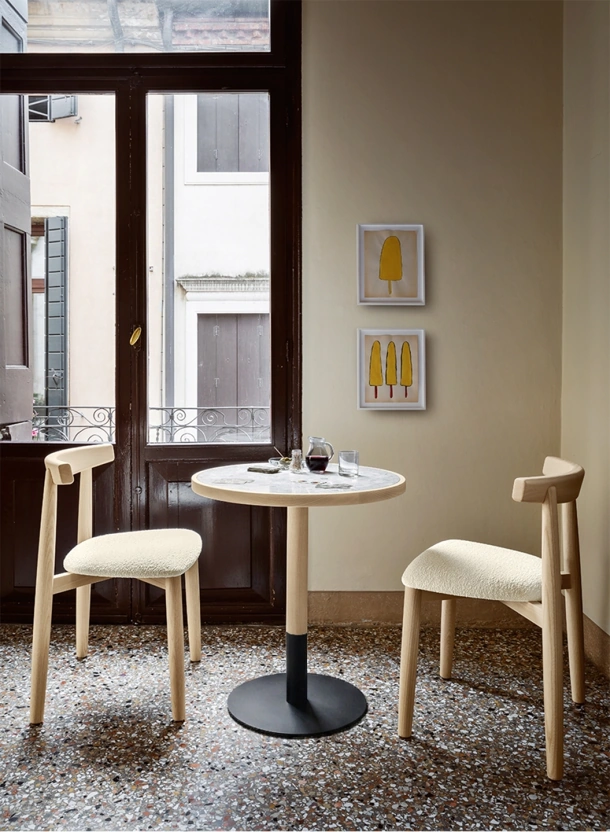 Briscola Round Table by Miniforms