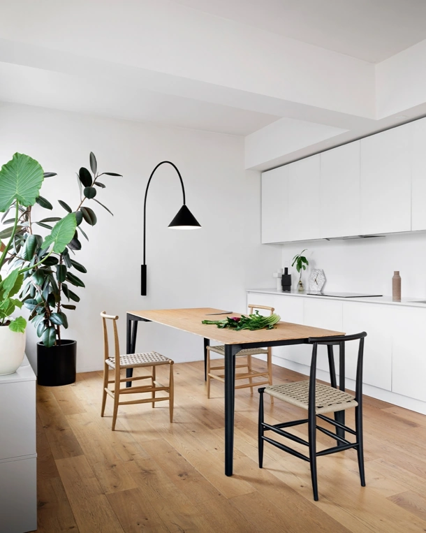 Miniforms Decapo extendable wooden table