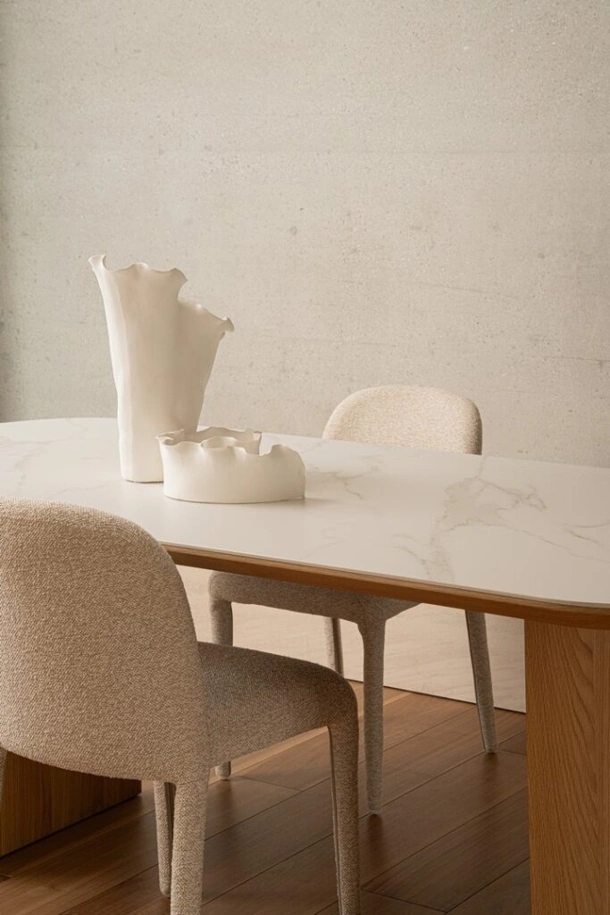 Gavriel Table by Bizzotto