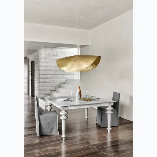 Gray 32 table in Gervasoni marble.