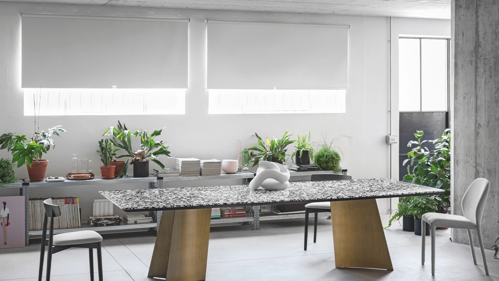 Maggese Table in Palladio Moro marble by Miniforms