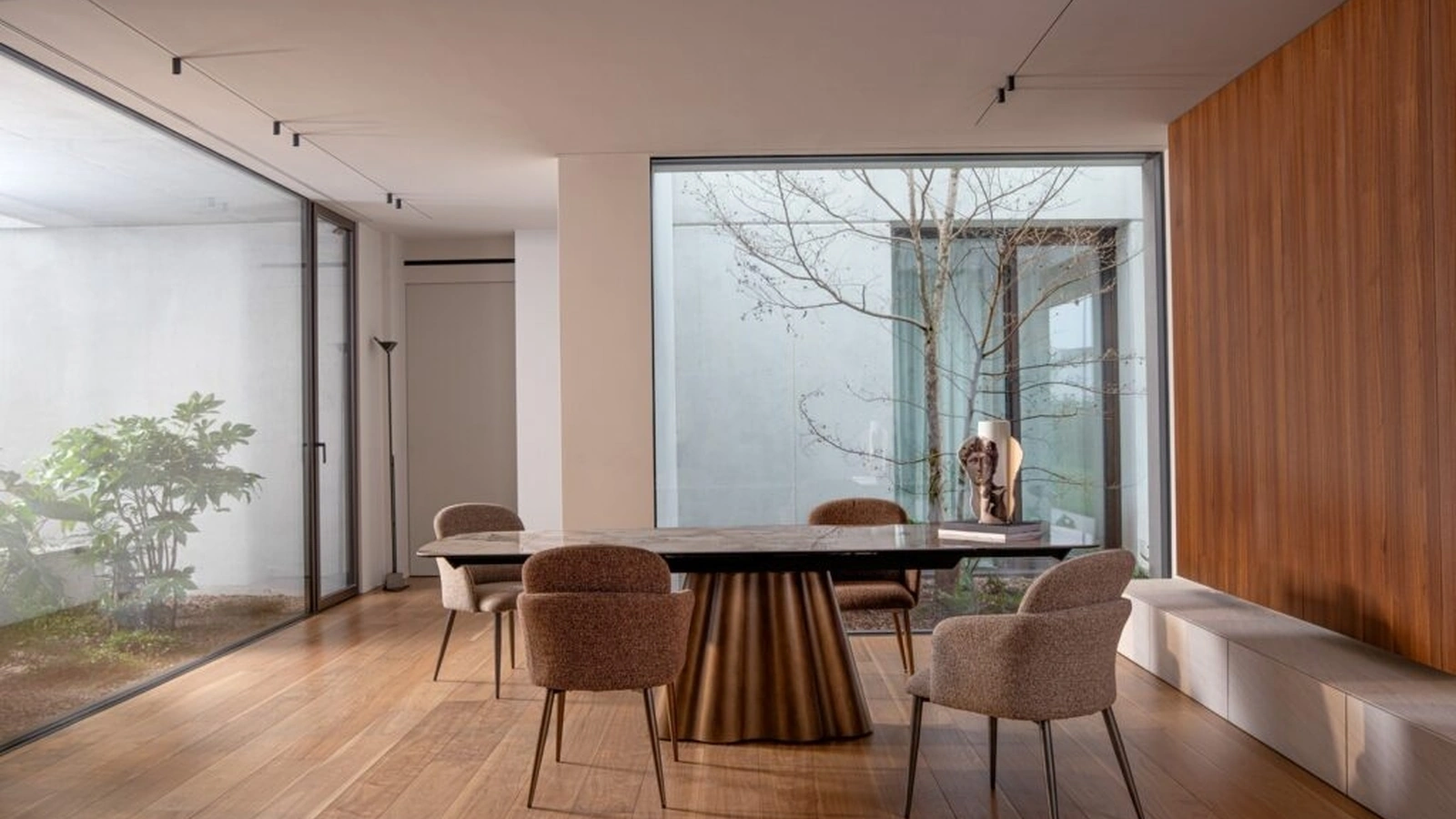 Mirvana Patagonia Table by Bizzotto