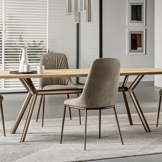Paradise table in wood by Riflessi.