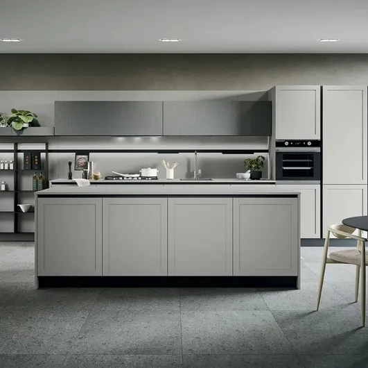 Classic Kitchen with River 02 Island by Forma Cucine