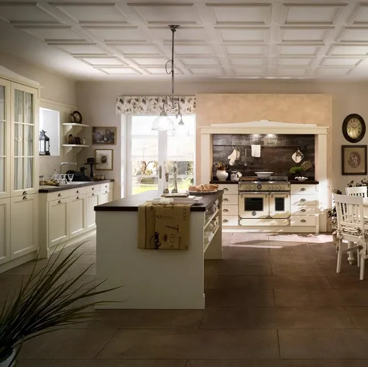 Classic kitchen with lacquered wooden island and glass cabinets Sweet Kitchen English Style by Callesella