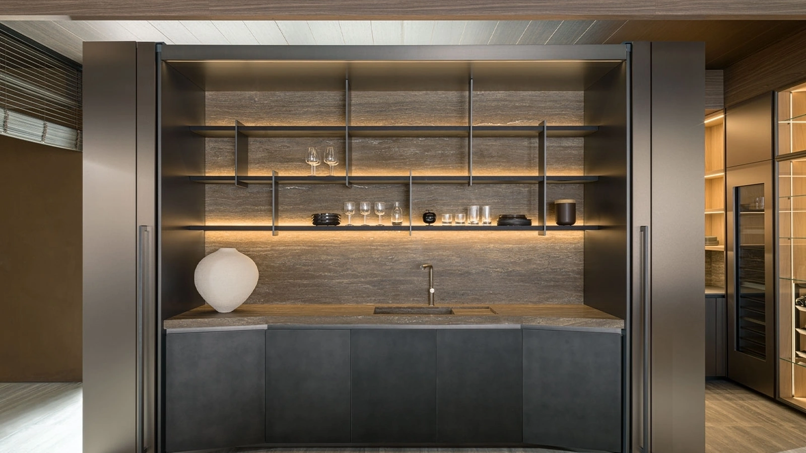 Tivalì 2|0 Design Kitchen By Yabu Pushelberg in Anthracite Lacquer by Molteni & C