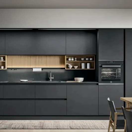 Modern linear kitchen Colibrì 04 by Forma Cucine.