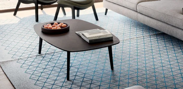 Elliptical Abrey coffee table by Calligaris