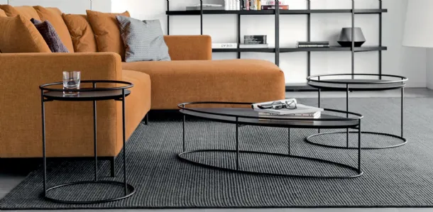Atollo lacquered in Black wood coffee table by Calligaris.
