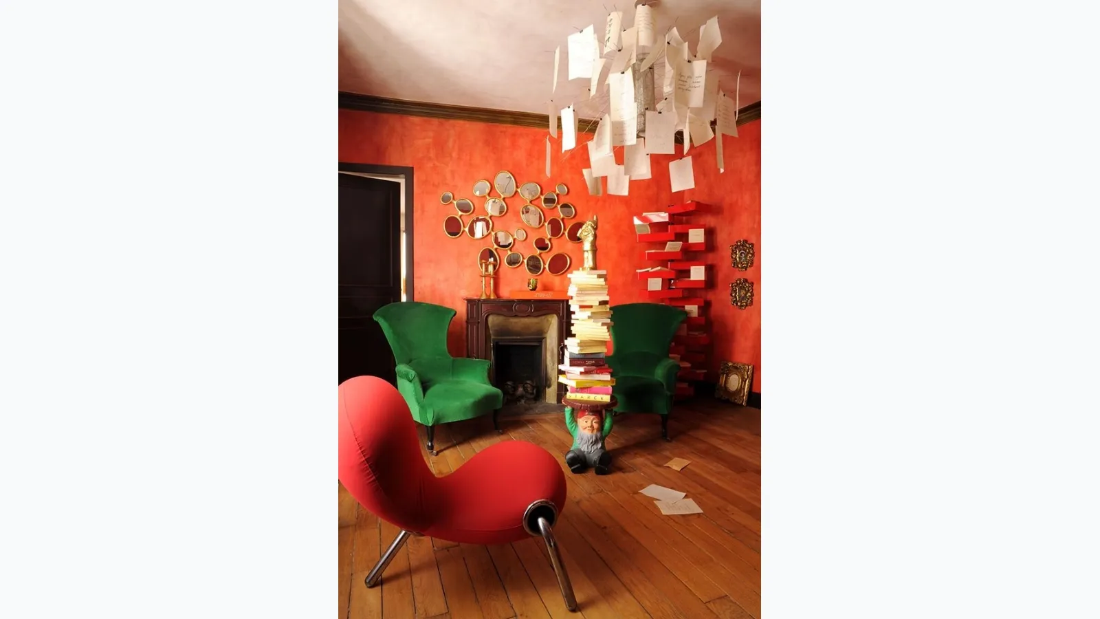Attila coffee table by Kartell