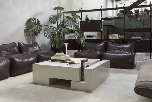 Lacquered side table Berlino by Mogg