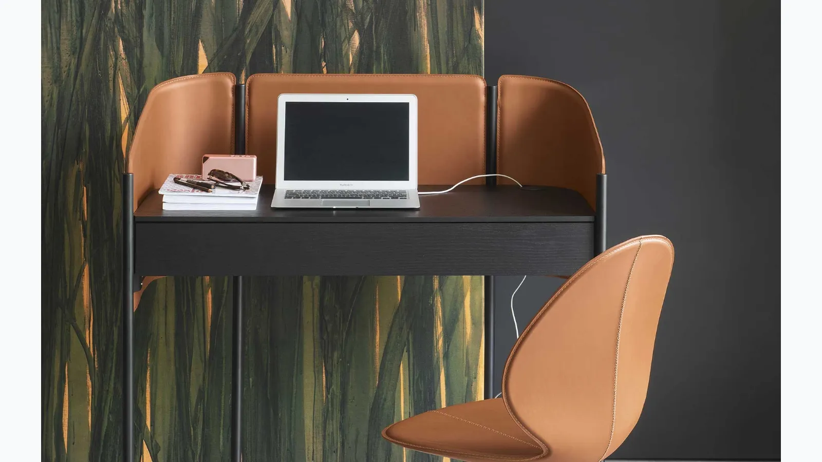 Wooden and leather Biblio writing desk by Calligaris.