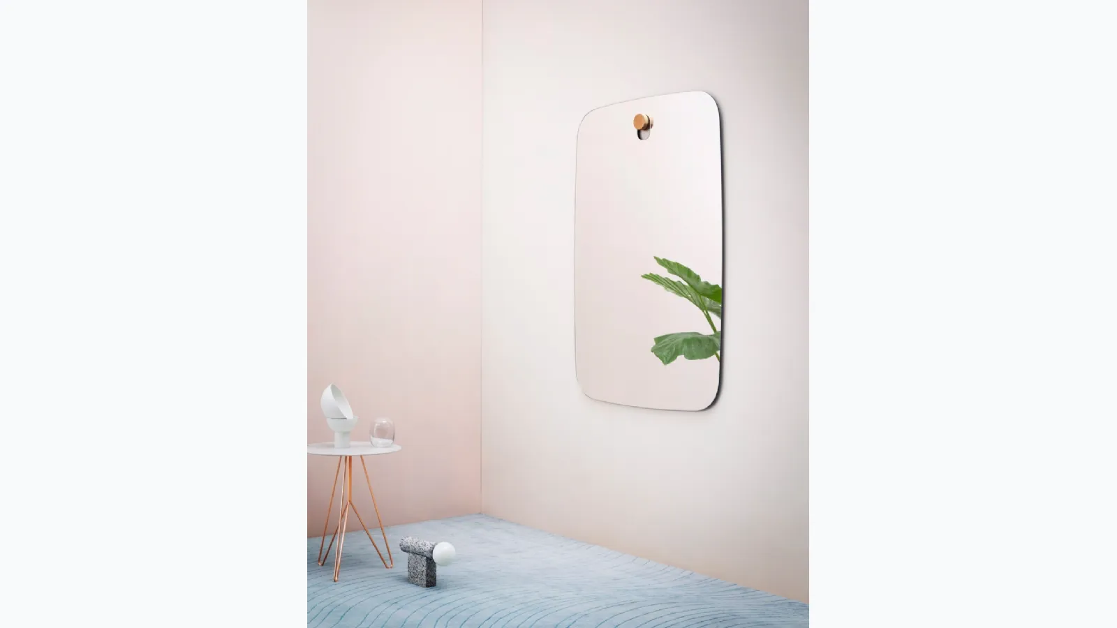 Bigger Brothers mirror by Miniforms