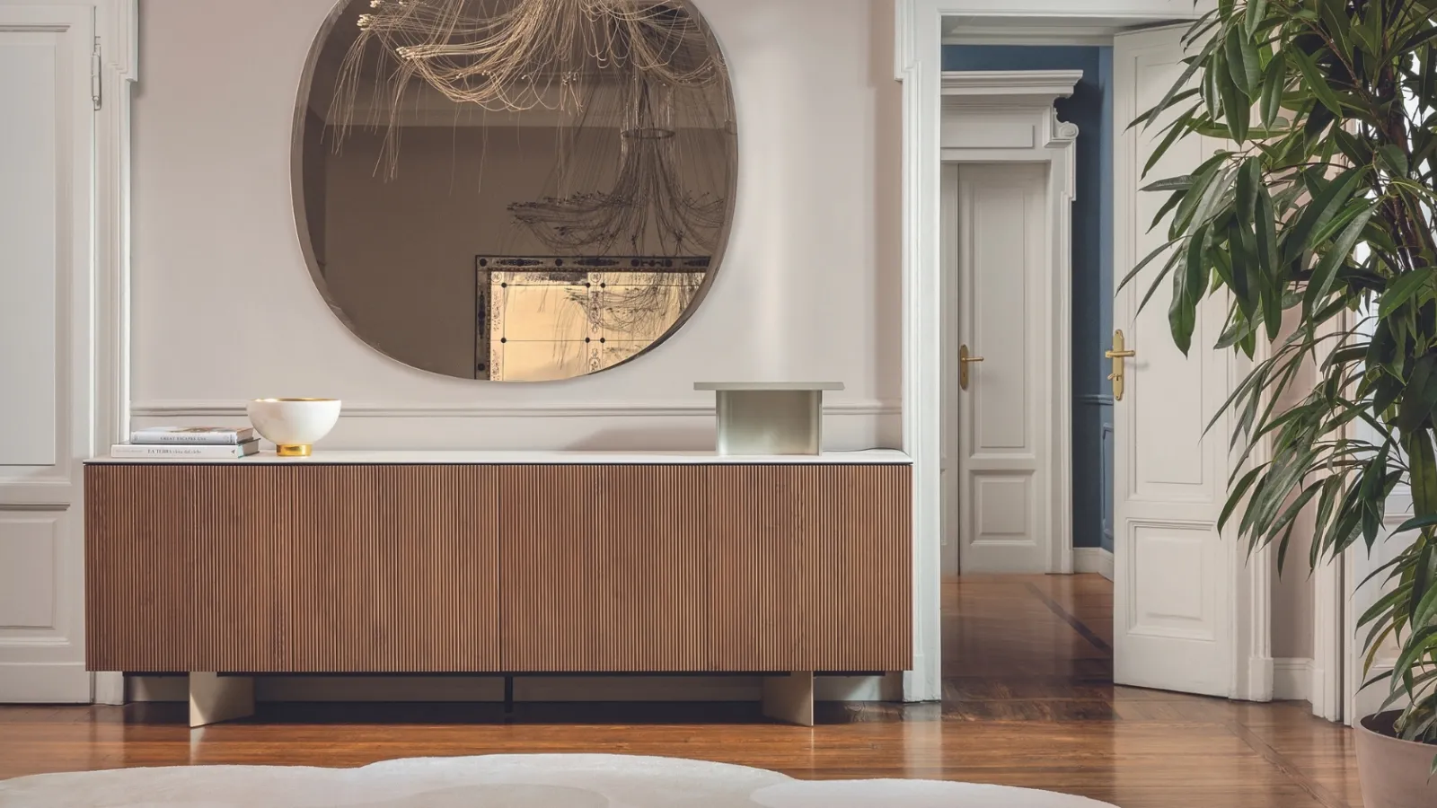 Calligaris' Brame mirror.