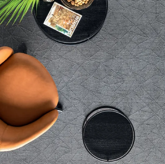 Solid color Connect carpet by Calligaris