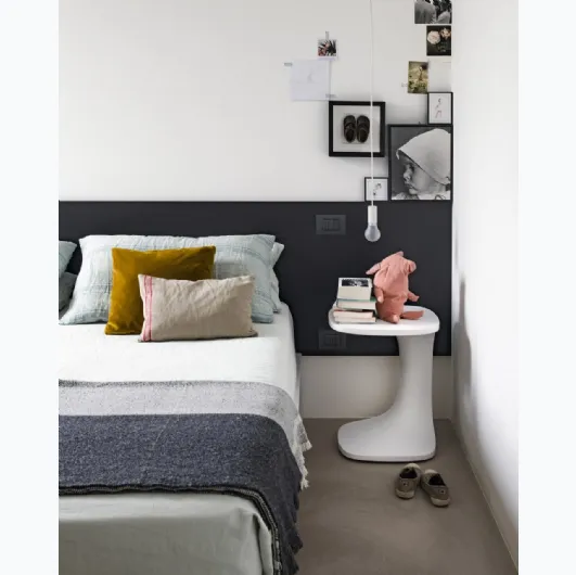 Plastic coffee table Font by Kristalia