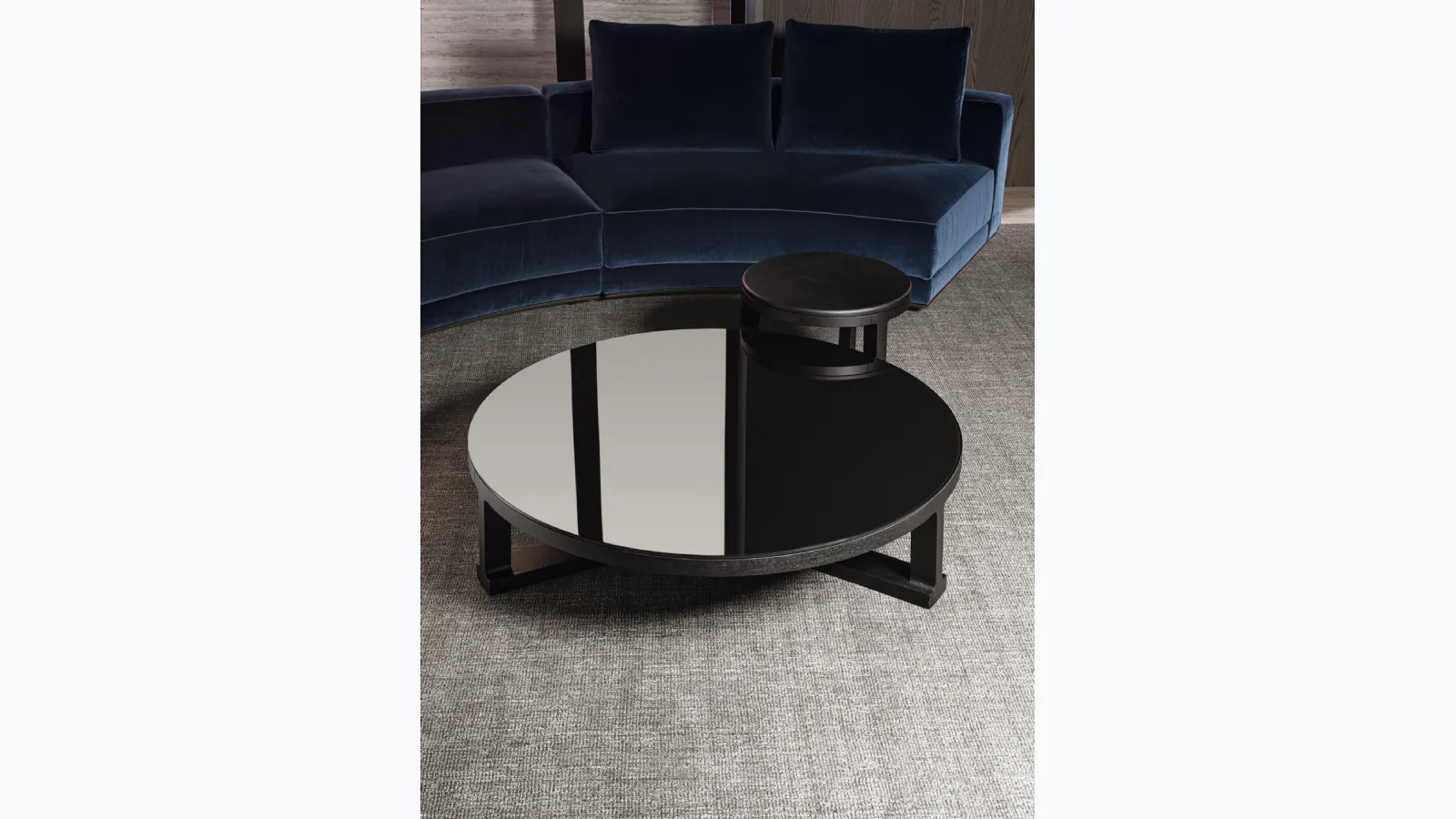 Fonte coffee table with glass top by Molteni & C