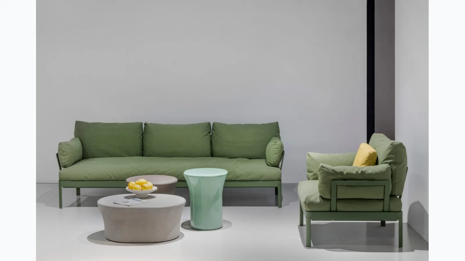 Fun-Go coffee table in clay or glazed by Kristalia