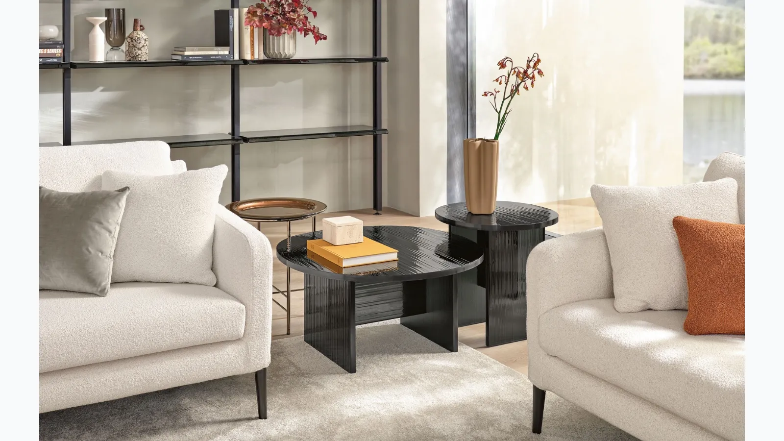 Design glass coffee table Gliss by Fiam
