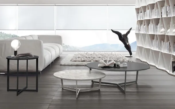 Coffee table in chromed steel with a marble or lacquered MDF top, Harpa by Alivar.