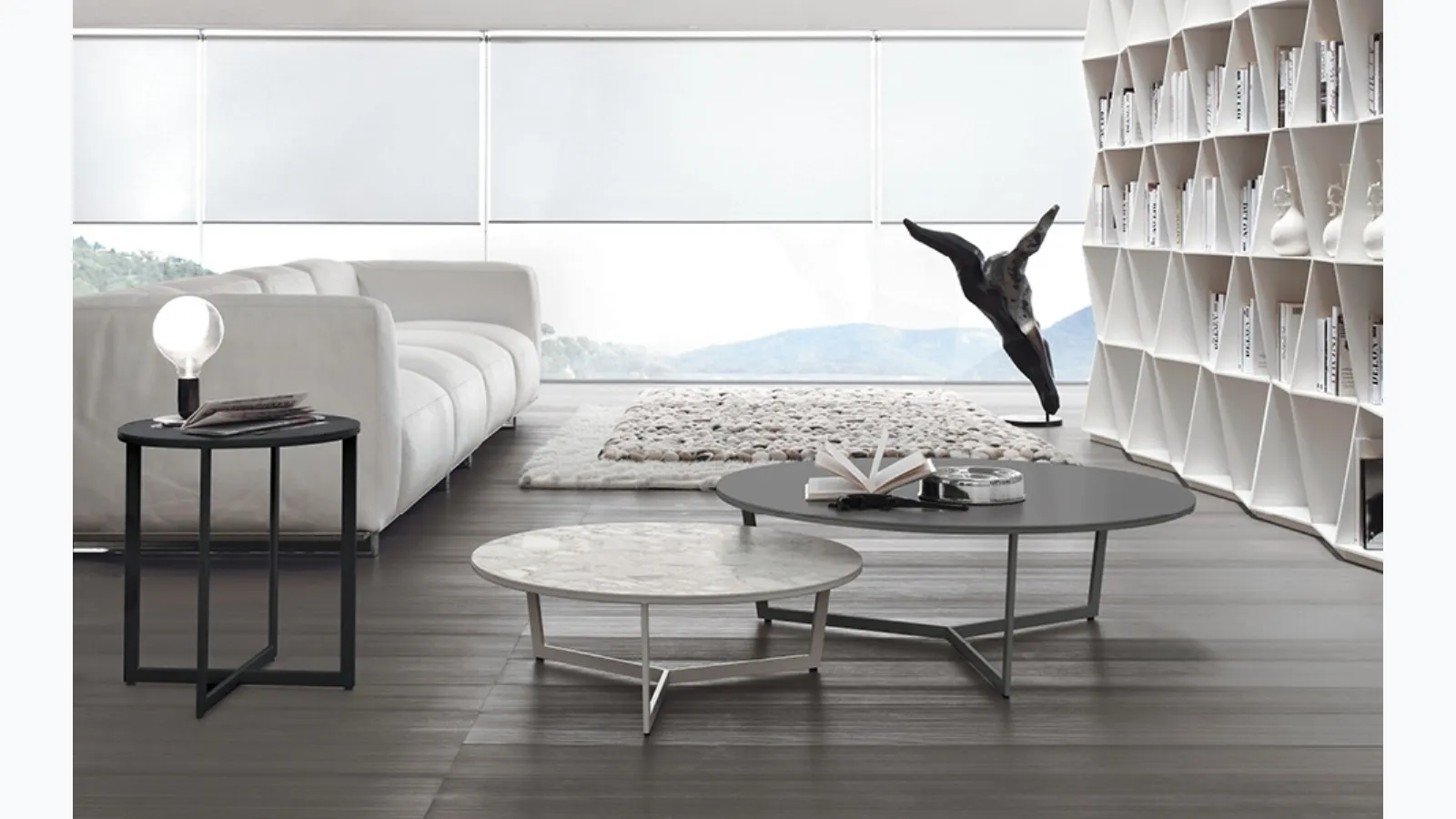 Coffee table in chromed steel with a marble or lacquered MDF top, Harpa by Alivar.