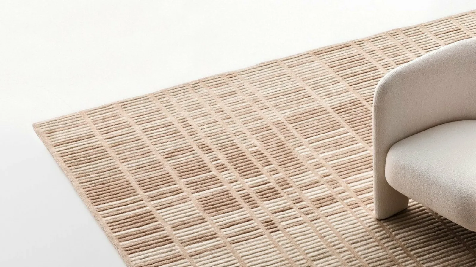 Hertz rug by Ditre Italia