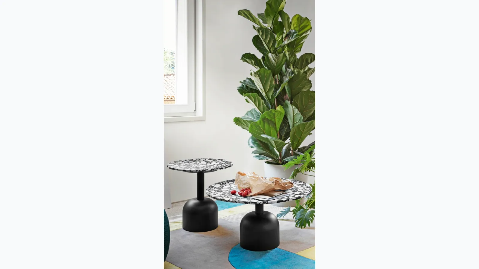 Round coffee table Illo by Miniforms