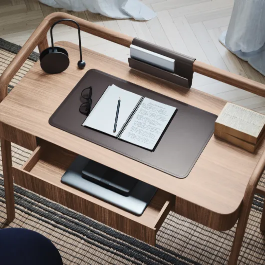 Wooden Knot desk by Novamobili
